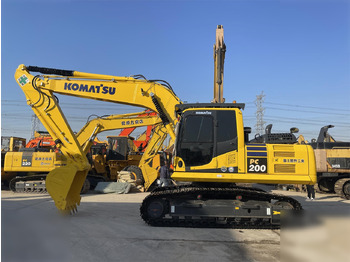 Excavator pe şenile KOMATSU PC200-8