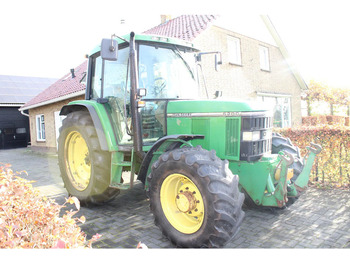 Tractor agricol JOHN DEERE 6200