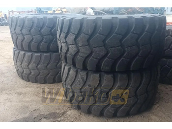 Încărcător frontal pe pneuri