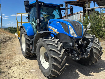 Tractor agricol NEW HOLLAND T6