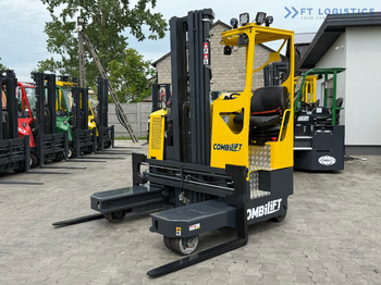 Stivuitor cu catarg retractabil, cu schimbare rapidă de direcţie COMBILIFT