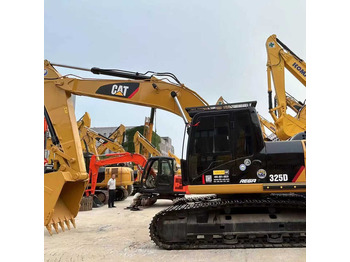Excavator pe şenile CATERPILLAR 320D2