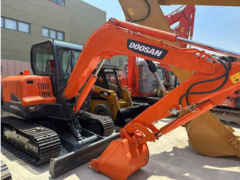 Excavator USED Doosan Dx55 Mini Excavator with Good Condition  for Sale: Foto 5