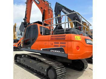 Excavator pe şenile DOOSAN DX300