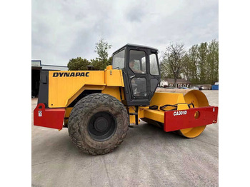 Cilindru compactor pentru asfalt DYNAPAC