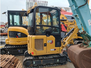 Mini excavator CATERPILLAR 302