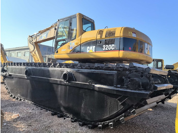 Excavator plutitoare CATERPILLAR 320C