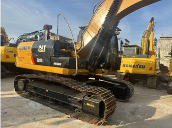 Excavator pe şenile CATERPILLAR 320D: Foto 3