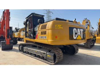 Excavator pe şenile CATERPILLAR 330D