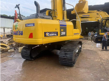 Excavator pe şenile KOMATSU PC200-8