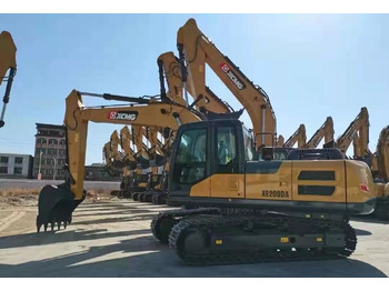 Excavator pe şenile XCMG XE200DA