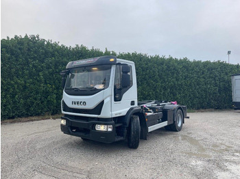 Camion cu cârlig IVECO EuroCargo