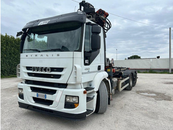 Camion cu cârlig IVECO Stralis