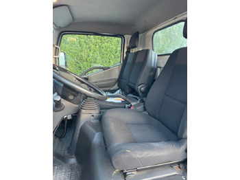 Leasing de NISSAN NT400 SCARRABILE PATENTE B NISSAN NT400 SCARRABILE PATENTE B: Foto 5 Leasing de NISSAN NT400 SCARRABILE PATENTE B NISSAN NT400 SCARRABILE PATENTE B: Foto 5