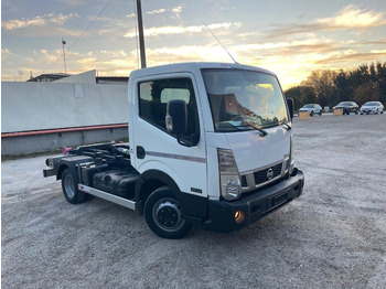 Leasing de NISSAN NT400 SCARRABILE PATENTE B NISSAN NT400 SCARRABILE PATENTE B: Foto 3 Leasing de NISSAN NT400 SCARRABILE PATENTE B NISSAN NT400 SCARRABILE PATENTE B: Foto 3