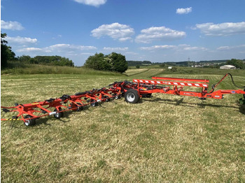 Maşină de întors fânul KUHN