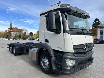 Camion şasiu MERCEDES-BENZ Antos 25 40 | Standheizung | Klima | Liftachse: Foto 2 Camion şasiu MERCEDES-BENZ Antos 25 40 | Standheizung | Klima | Liftachse: Foto 2
