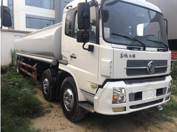 Camion cisternă DONGFENG
