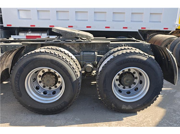 Cap tractor Sinotruk Used Hohan Truck Tractor 10 Wheeler for Sale In Burkina Faso: Foto 3 Cap tractor Sinotruk Used Hohan Truck Tractor 10 Wheeler for Sale In Burkina Faso: Foto 3