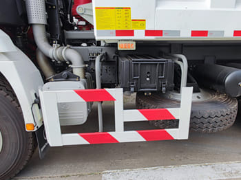 Camion basculantă pentru transport de deşeurilor SHACMAN Shacman F3000 6x4 Tractor Truck for Sale in Zambia: Foto 5