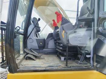 Excavator pe şenile CATERPILLAR 330DL good condition 2024 30 ton excavator for sale: Foto 5 Excavator pe şenile CATERPILLAR 330DL good condition 2024 30 ton excavator for sale: Foto 5