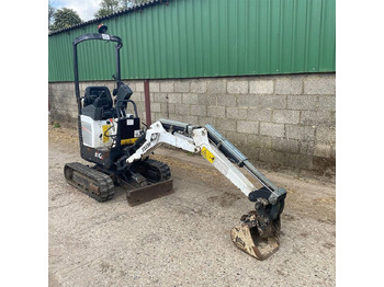 Mini excavator BOBCAT E10