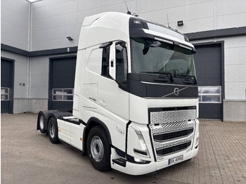 Cap tractor VOLVO FH 500