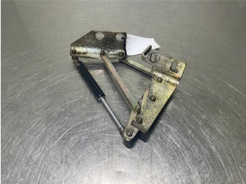 Cadru/ Şasiu pentru Utilaje constructii Schaeff SKL834-0451019031-Hinge left/Scharnier: Foto 2 Cadru/ Şasiu pentru Utilaje constructii Schaeff SKL834-0451019031-Hinge left/Scharnier: Foto 2