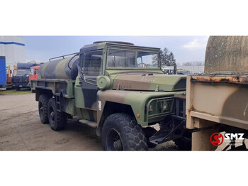 Camion cisternă