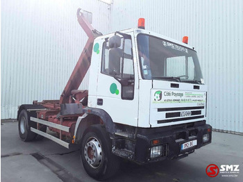 Camion cu cârlig IVECO EuroTrakker