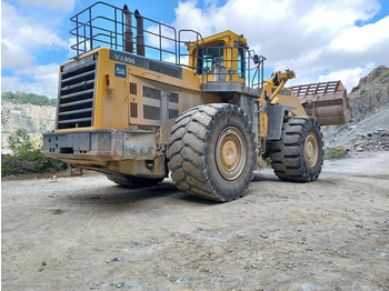 Încărcător frontal pe pneuri KOMATSU