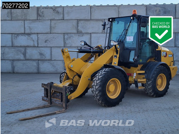 Încărcător frontal pe pneuri CATERPILLAR 908M