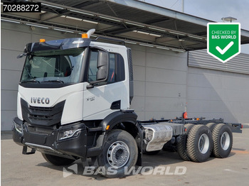 Camion şasiu IVECO X-WAY