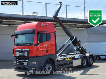 Camion cu cârlig MAN TGX