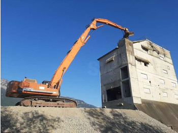 Excavator pentru demolări HITACHI
