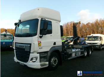 Camion cu cârlig DAF CF 460