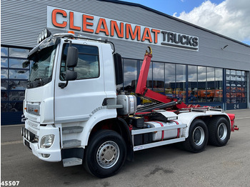 Camion cu cârlig DAF CF
