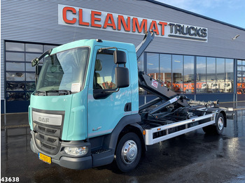 Camion cu cârlig DAF LF 180