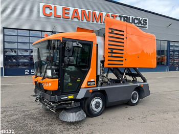 Măturătoare stradală RAVO