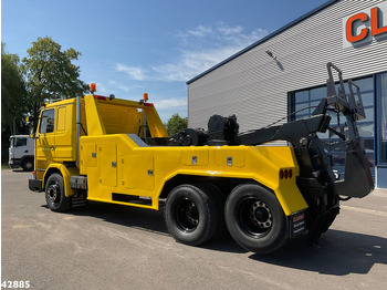 Maşină de tractare SCANIA R142