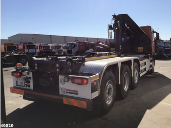 Camion cu cârlig, Camion cu macara Volvo FM 420 8x2 HMF 28 ton/meter laadkraan Welvaarts weighing system: Foto 4