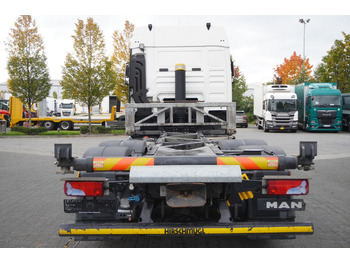 Camion transport containere/ Swap body pentru transport de containere MAN TGX 26.470 6x2 COINTAINERKIPPER HYVA HIRMSCHLING / 200 tho. km!: Foto 3 Camion transport containere/ Swap body pentru transport de containere MAN TGX 26.470 6x2 COINTAINERKIPPER HYVA HIRMSCHLING / 200 tho. km!: Foto 3