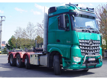Camion forestier MERCEDES-BENZ Arocs