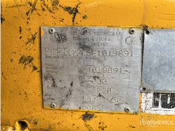 Excavator pe şenile JCB JS220: Foto 5