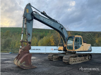 Excavator pe şenile VOLVO EC210