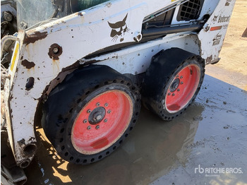Mini încărcător BOBCAT S450
