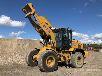 Încărcător frontal pe pneuri CATERPILLAR 938M