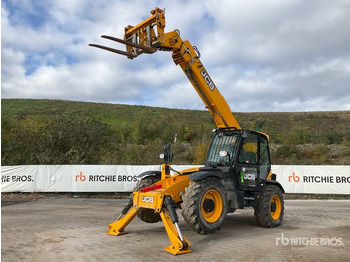 Stivuitor telescopic JCB