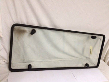 Fereastră și piese