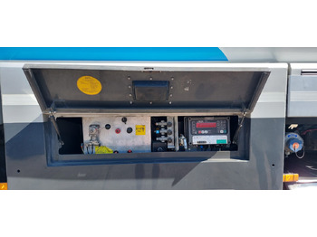 Camion cisternă MERCEDES Antos: Foto 2